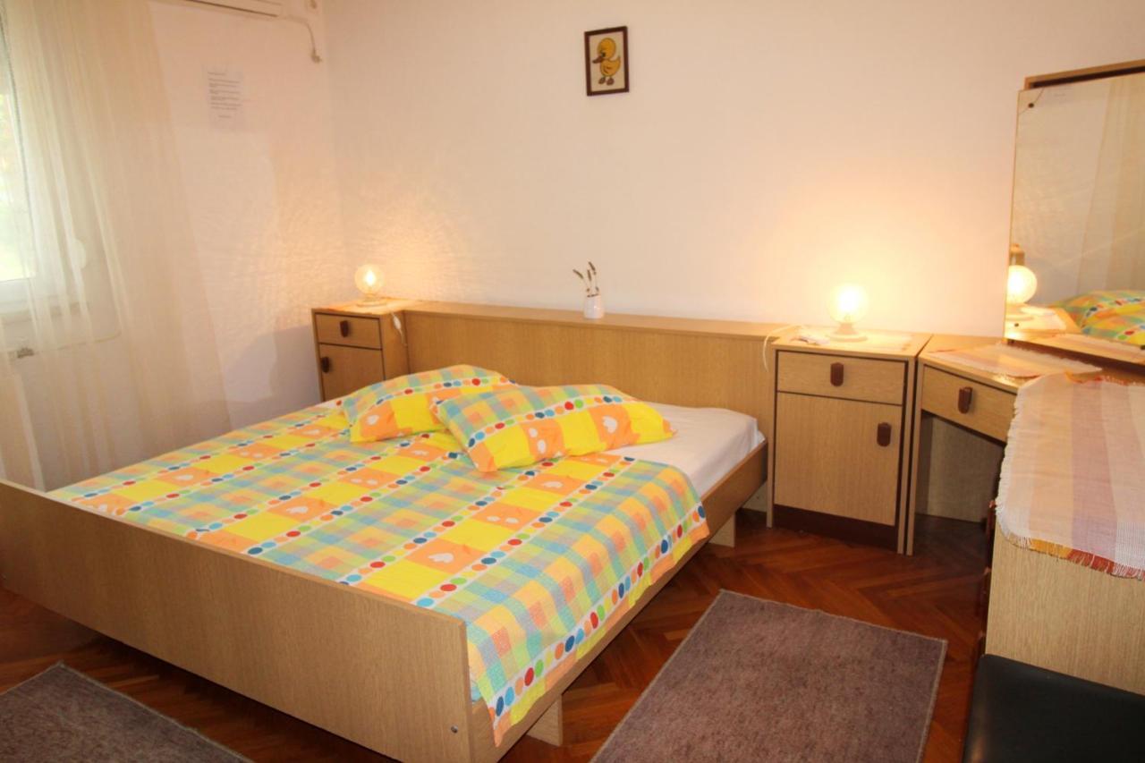 Apartment Valentina Ližnjan Esterno foto
