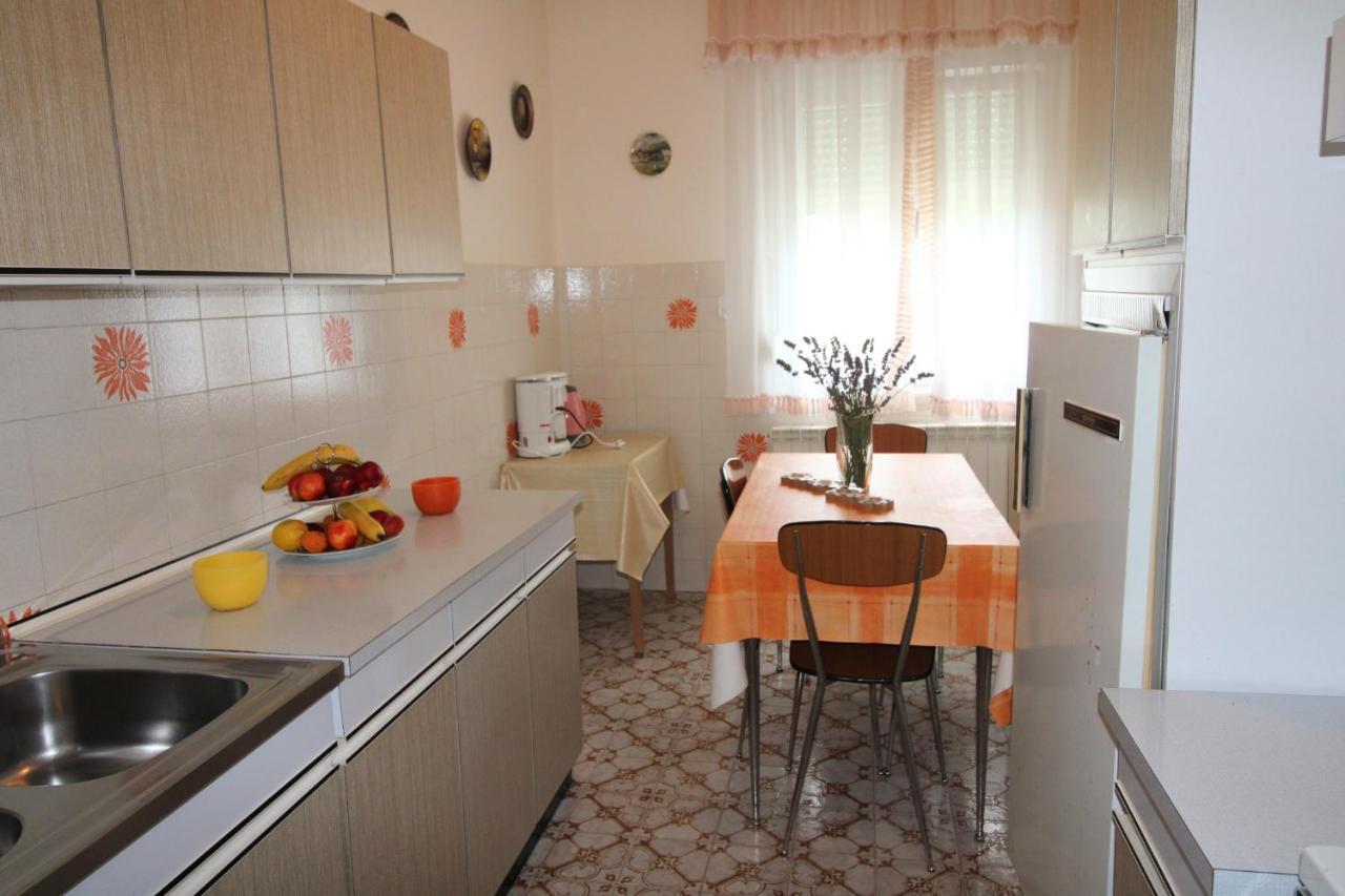 Apartment Valentina Ližnjan Esterno foto